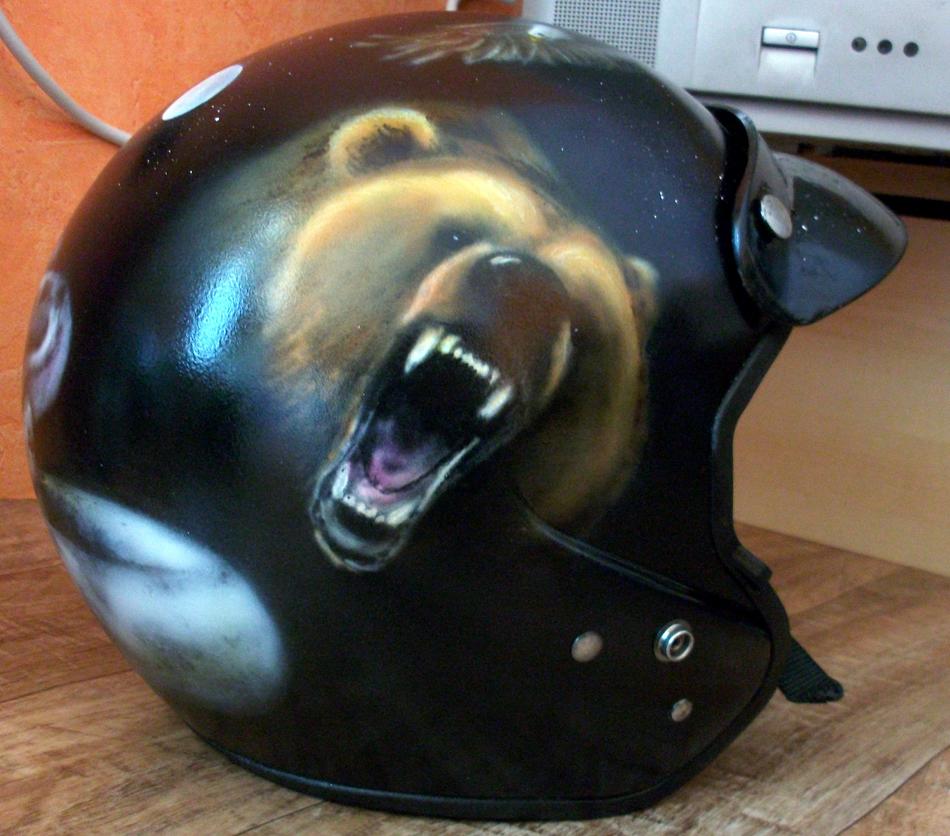 Helm Grizzly, Airbrush2015.jpg von airbrushportraits Helm Grizzly, Airbrush2015.jpg