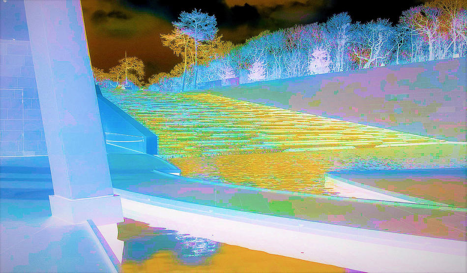 Wassertreppe Louis Vuitton Museum Paris von Frank Zinnemann Wassertreppe Louis Vuitton Museum Paris