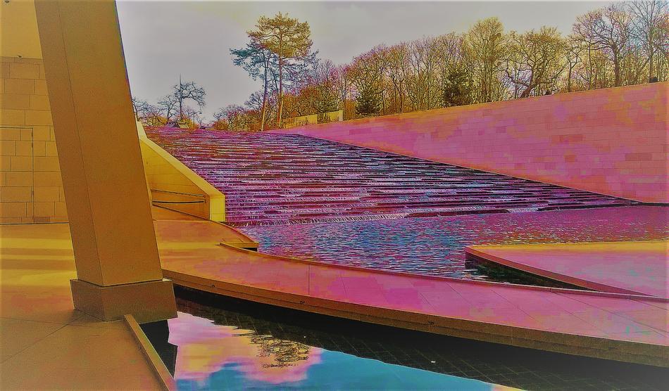 Wassertreppe Louis Vuitton Museum Paris von Frank Zinnemann Wassertreppe Louis Vuitton Museum Paris