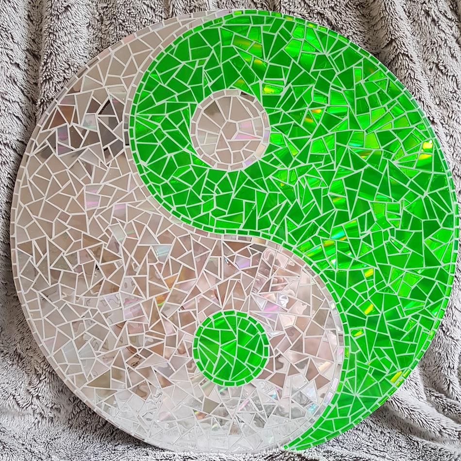 CD Mosaik Yin & Yang grün/weiß von CD Mosaik Yin & Yang grün/weiß